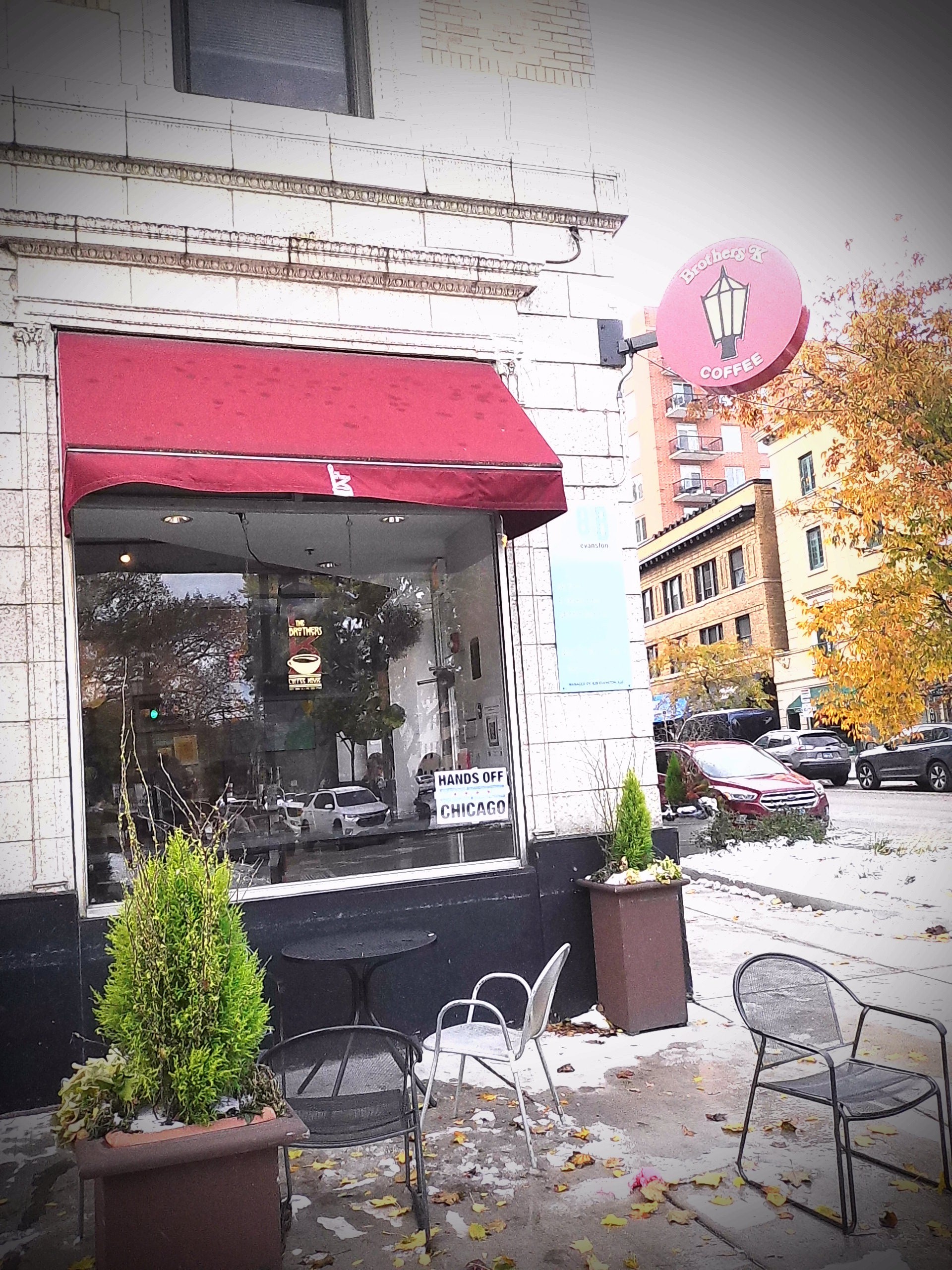 Photo of exterior of coffeehouse